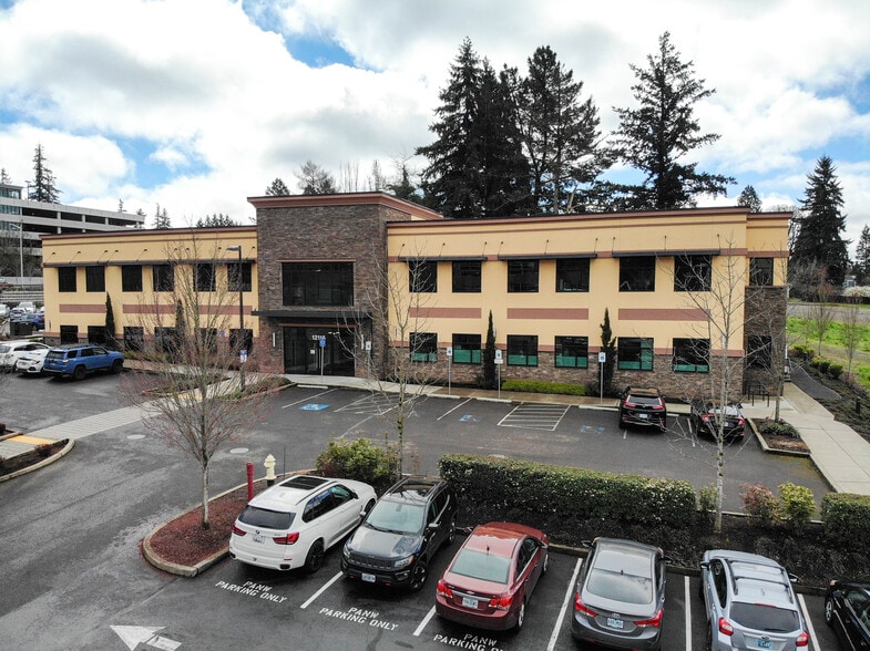 12115 SW 70th Ave, Tigard, OR for lease - Building Photo - Image 1 of 8