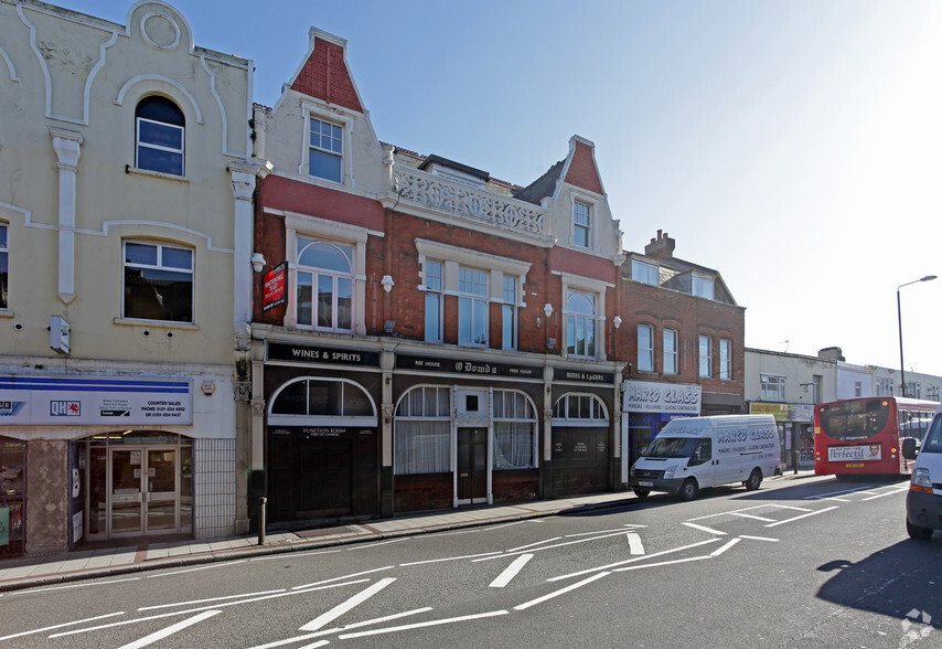 67 Plumstead High St, London for lease - Building Photo - Image 2 of 2