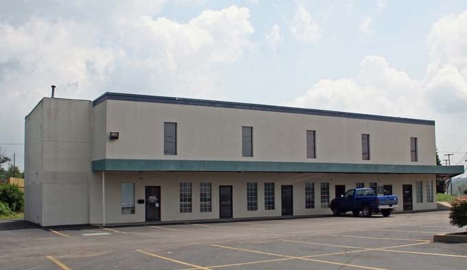 1429 New Butler Rd, New Castle, PA for lease - Primary Photo - Image 1 of 24