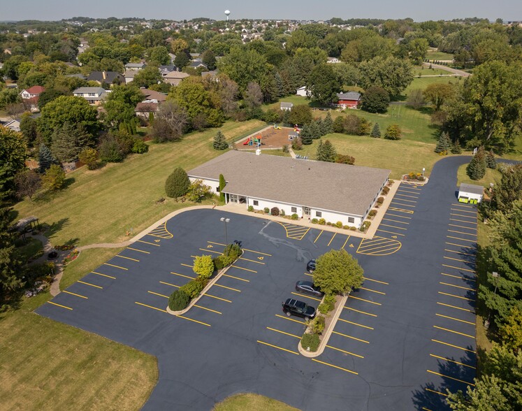 3703 Fairway Pl NW, Rochester, MN for lease - Aerial - Image 3 of 12