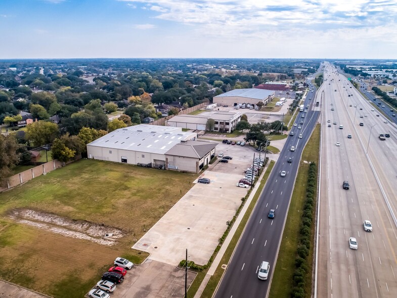 11500 S Sam Houston Pky W, Houston, TX for sale - Building Photo - Image 2 of 4