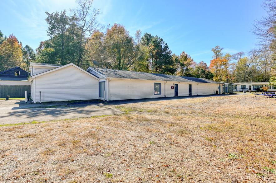 14311 Wilcox Neck Rd, Charles City, VA for sale - Building Photo - Image 2 of 5