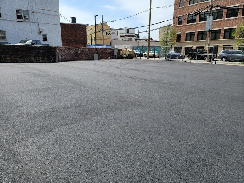 408-416 Market St, Newark, NJ for lease - Building Photo - Image 3 of 8