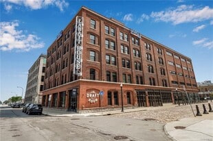 79 Perry St, Buffalo NY - Loft