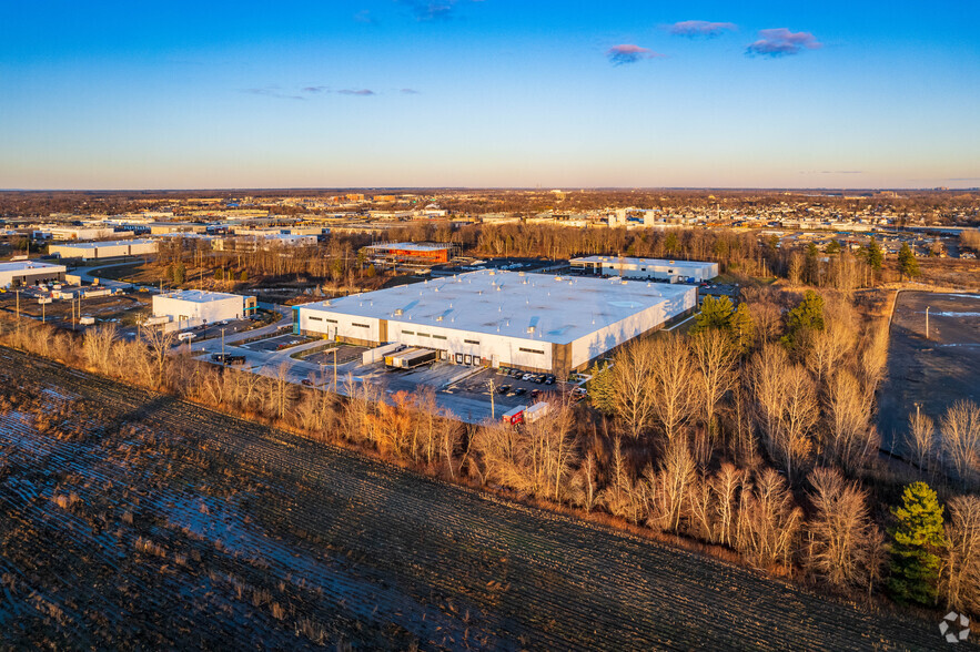 500 Rue Du Condor, Saint-eustache, QC for lease - Aerial - Image 2 of 7