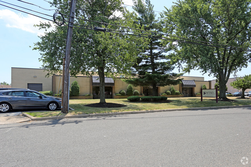 9256-9260 Commerce Hwy, Pennsauken, NJ for sale - Primary Photo - Image 1 of 1