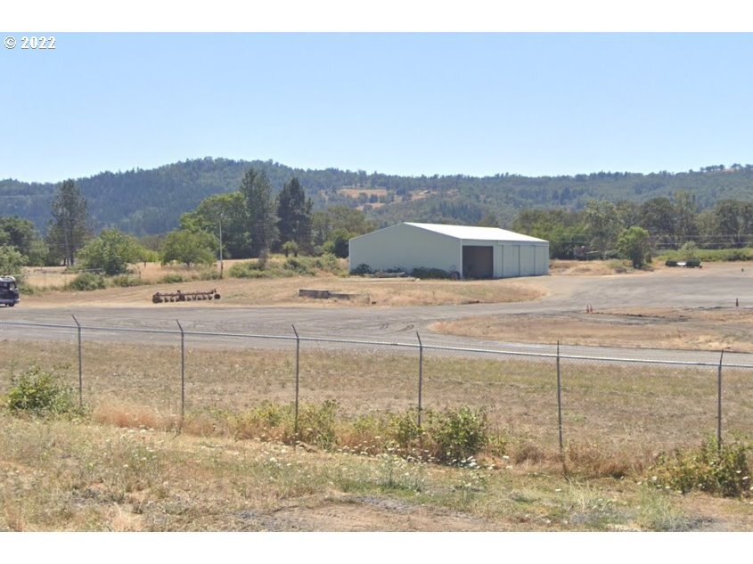 6482 Dole Rd, Myrtle Creek, OR for sale Primary Photo- Image 1 of 1