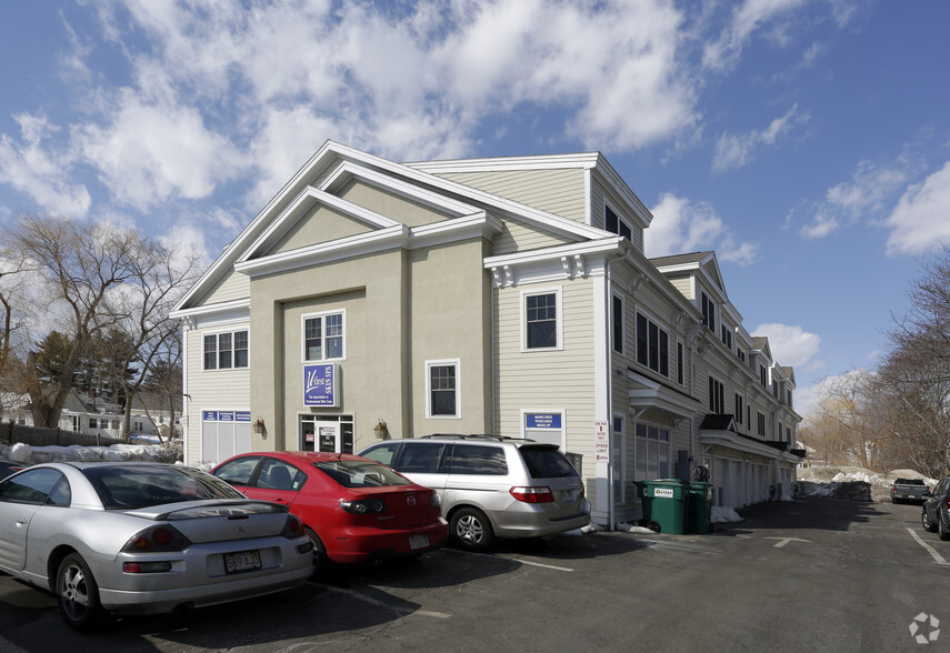 Office in Beverly, MA for sale - Primary Photo - Image 1 of 1