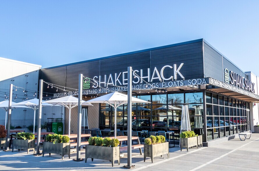 14491501 New Britain Ave, West Hartford, CT 06110