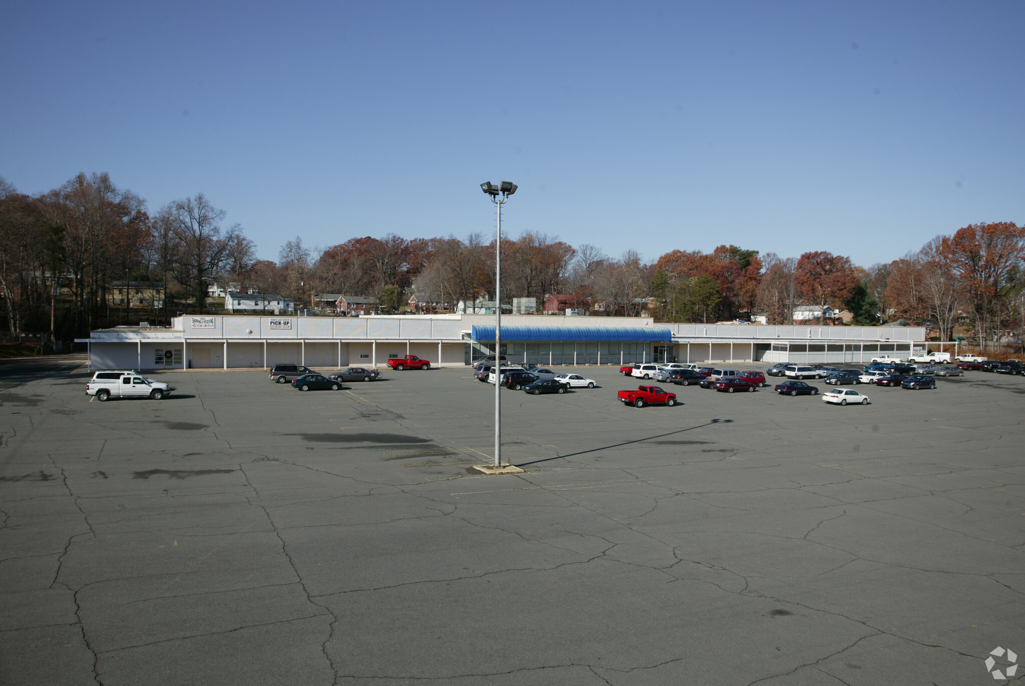 3740 Patterson Ave, Winston-Salem, NC for sale Primary Photo- Image 1 of 1