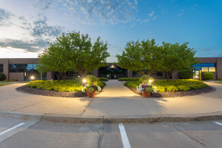 More details for 6800 Lake Dr, West Des Moines, IA - Office for Lease