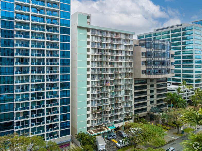 1617 Kapiolani Blvd, Honolulu, HI for sale - Primary Photo - Image 1 of 7