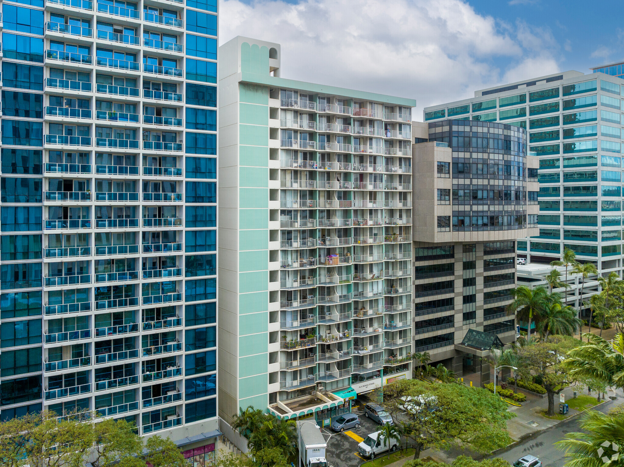 1617 Kapiolani Blvd, Honolulu, HI for sale Primary Photo- Image 1 of 8