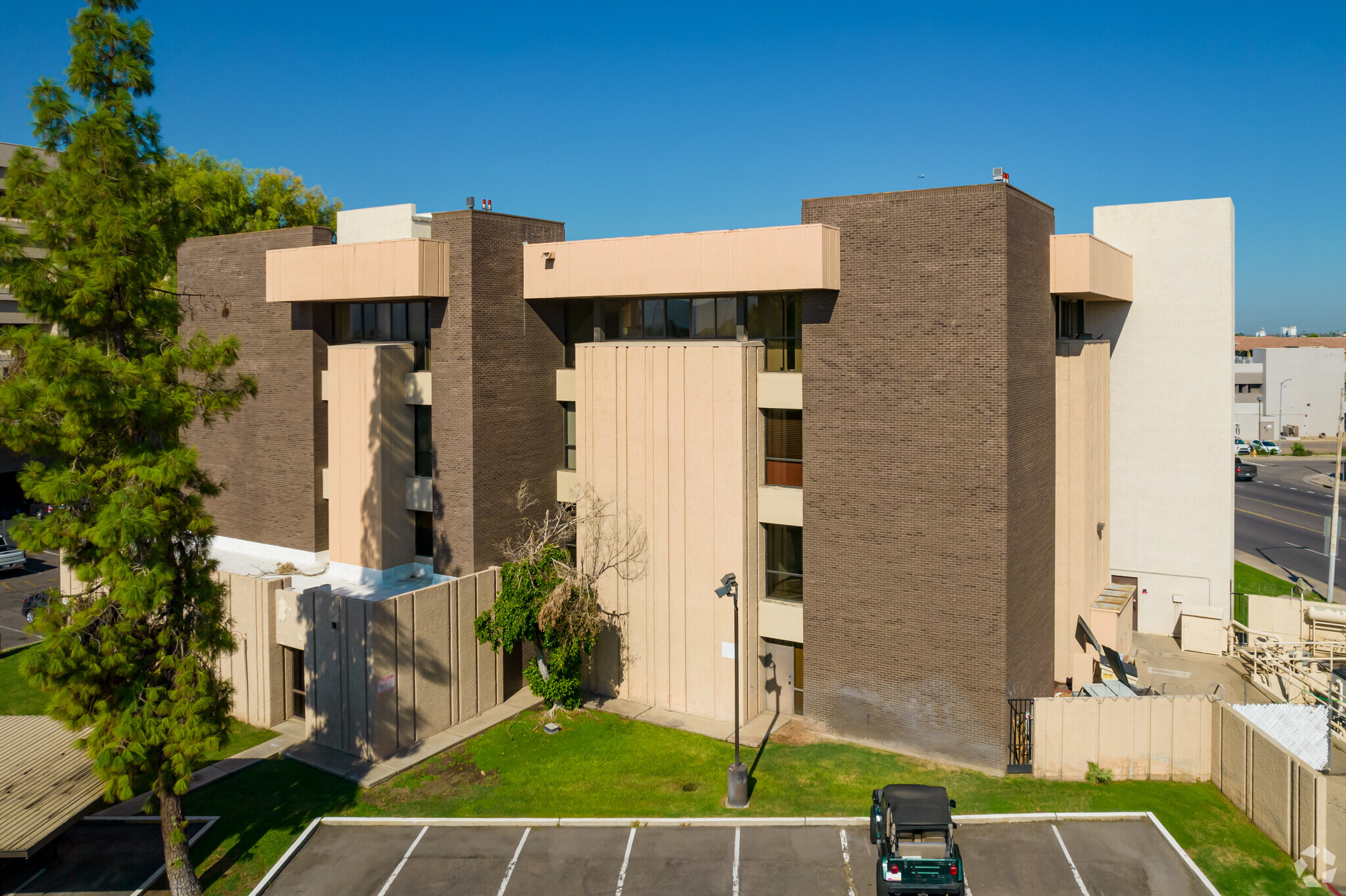 515 W Buckeye Rd, Phoenix, AZ for lease Primary Photo- Image 1 of 7