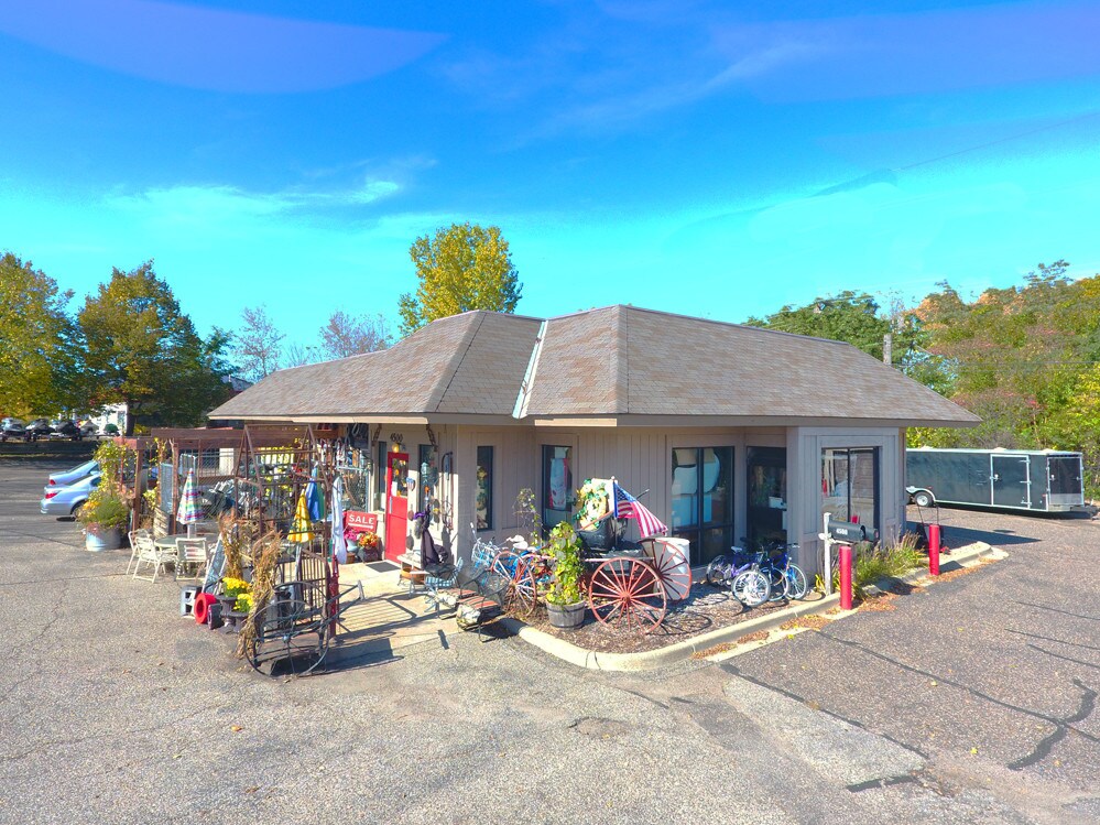 4500 Shoreline Dr, Spring Park, MN for sale Other- Image 1 of 1