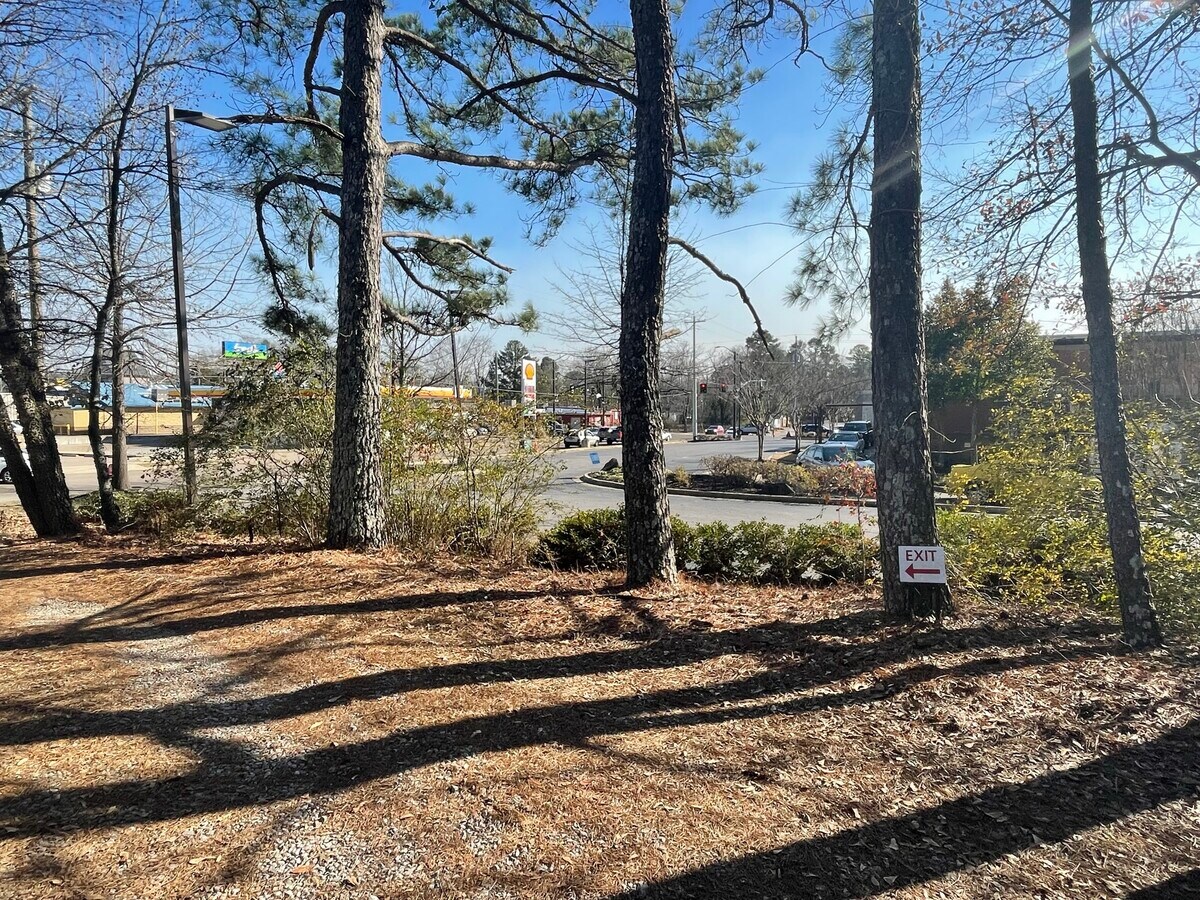 602 S Jackson St, Starkville, MS 39759