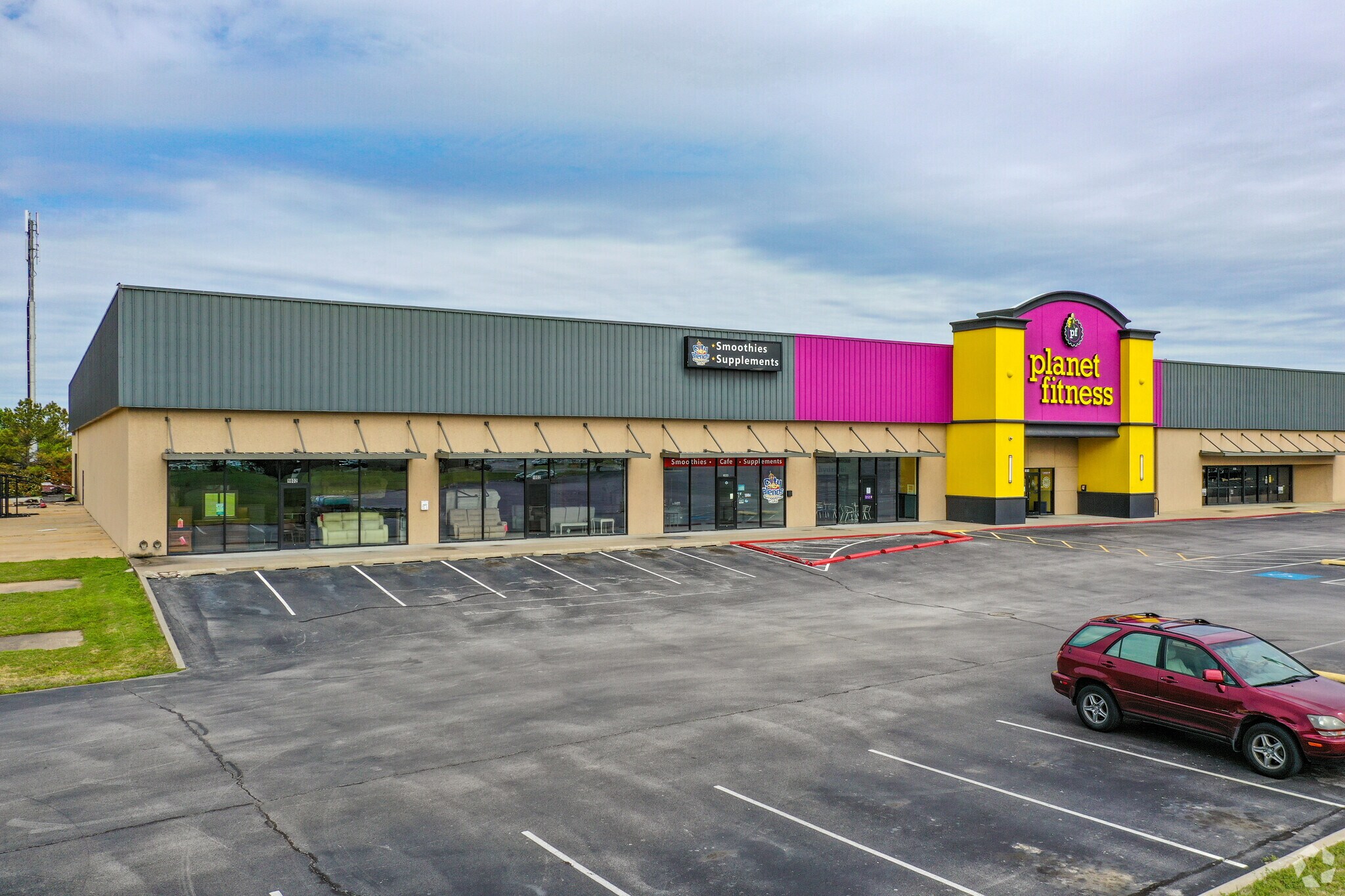 1800 N Elm Pl, Broken Arrow, OK for sale Building Photo- Image 1 of 1