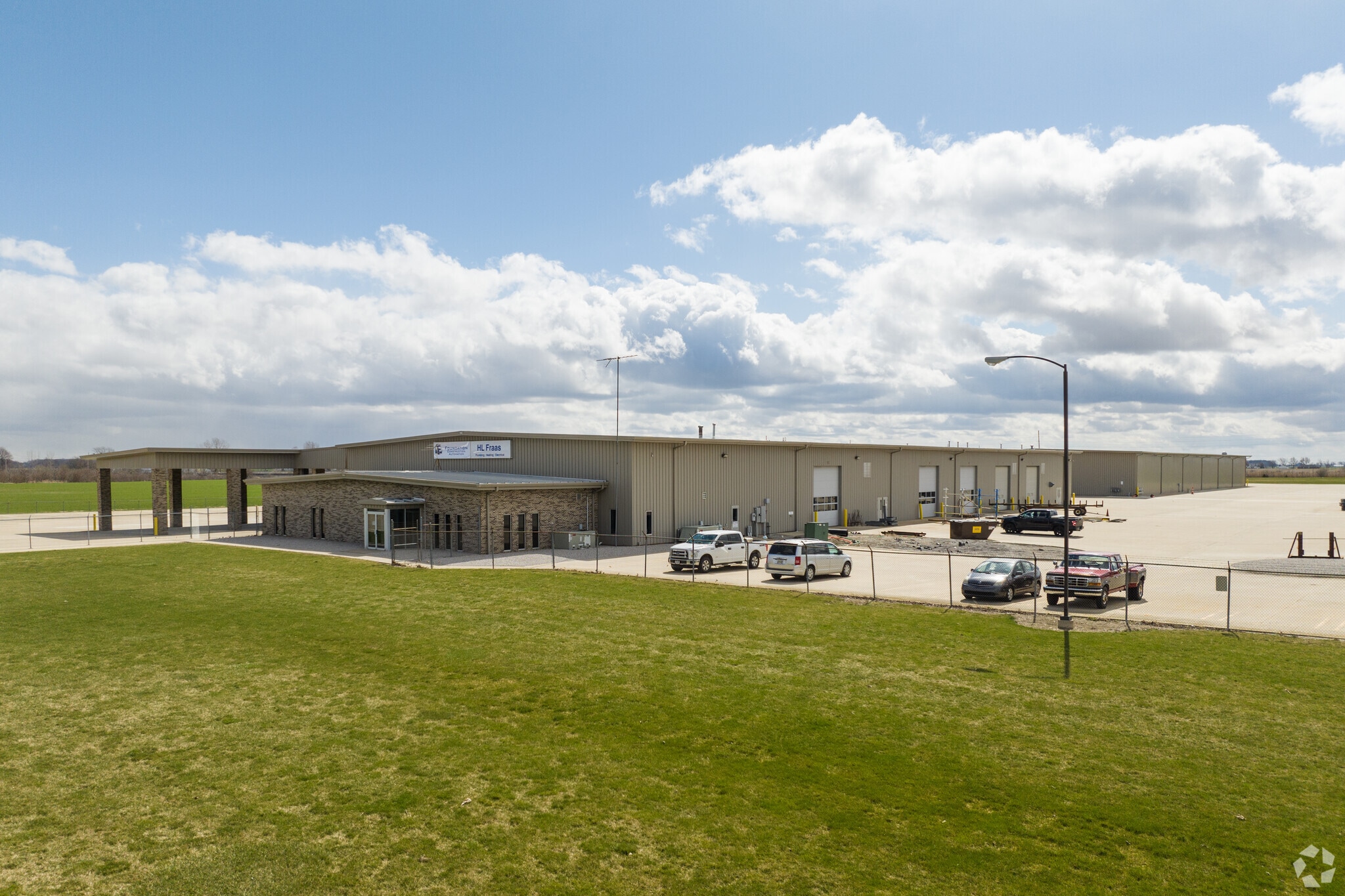 1101 E Lutz Rd, Archbold, OH for lease Primary Photo- Image 1 of 8