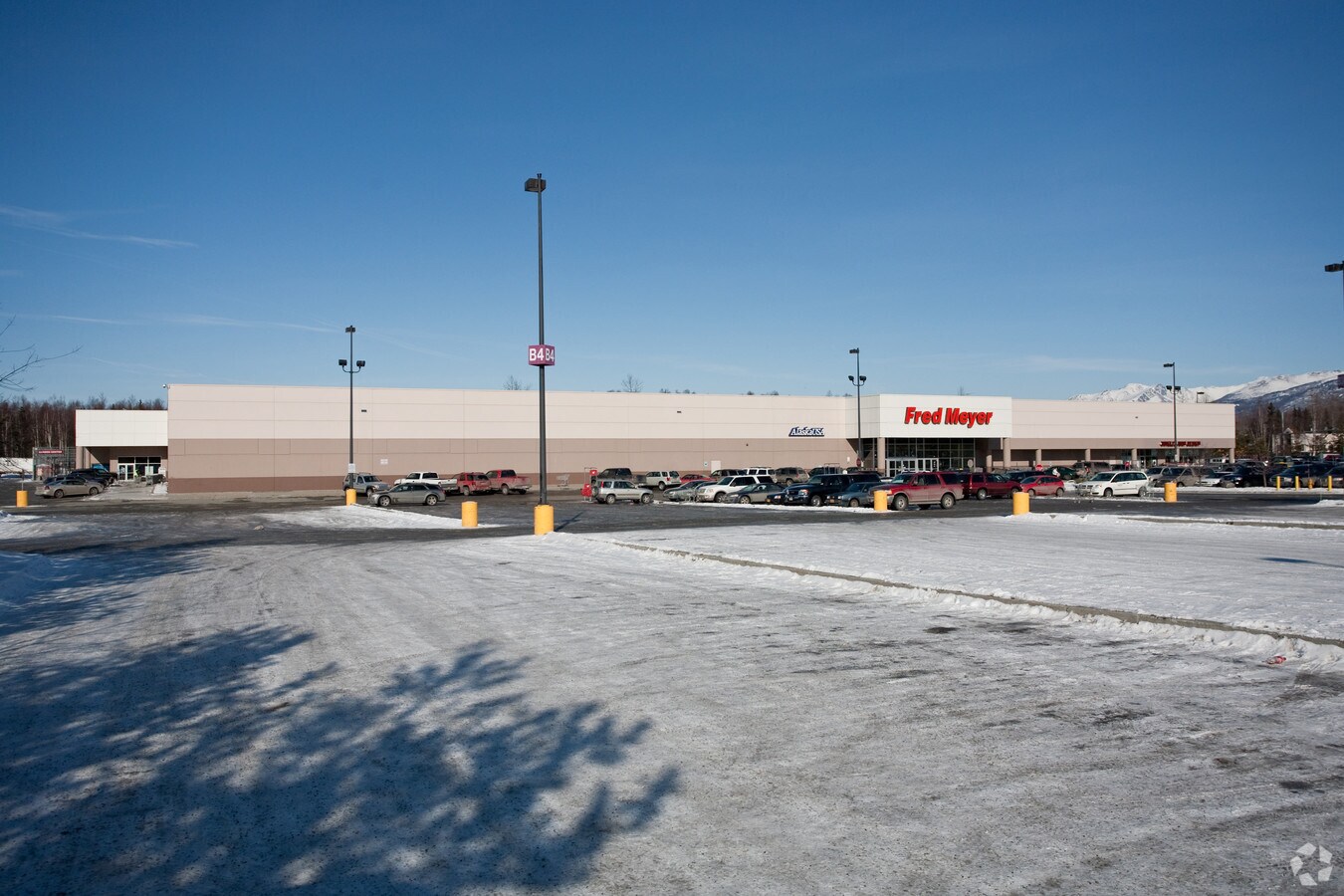 7701 Debarr Rd, Anchorage, AK 99504 Fred Meyer