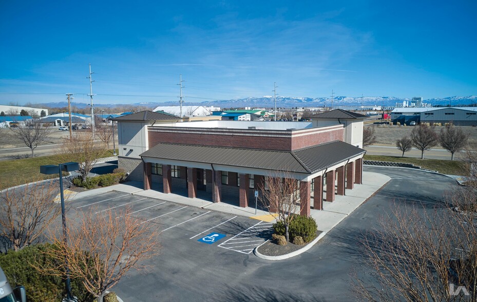 5607 E Franklin Rd, Nampa, ID for sale - Building Photo - Image 1 of 1