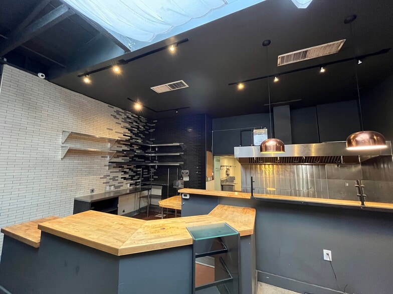 2123 Franklin St, Oakland, CA for lease - Building Photo - Image 3 of 4