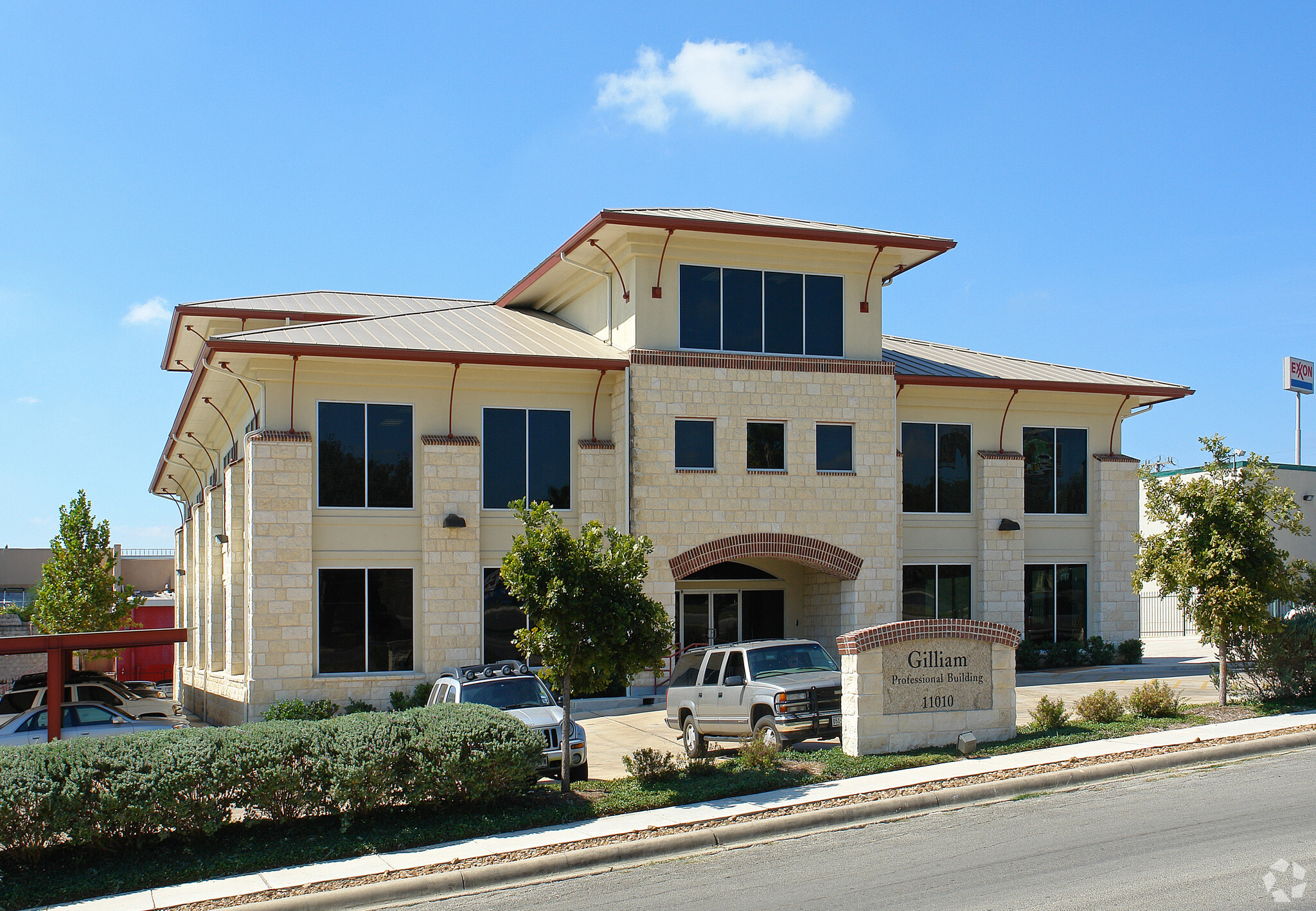 11010 Coachlight Rd, San Antonio, TX for lease Building Photo- Image 1 of 6