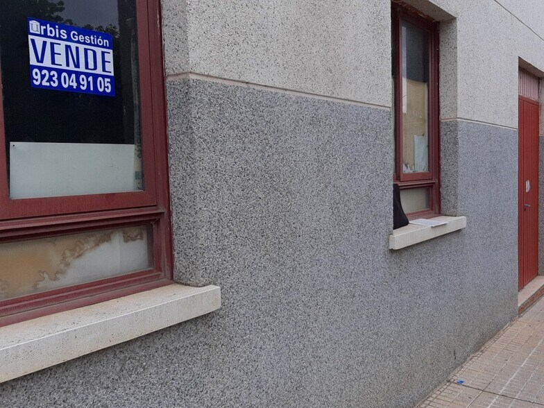 Retail in Villamayor for sale - Building Photo - Image 2 of 11