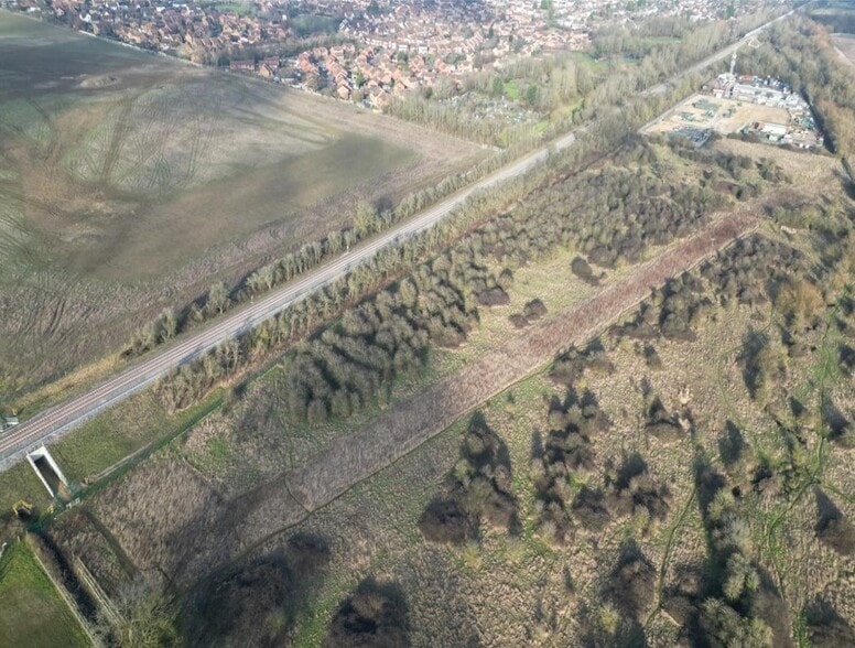 124 Bletchley Rd, Newton Longville for lease - Primary Photo - Image 1 of 3