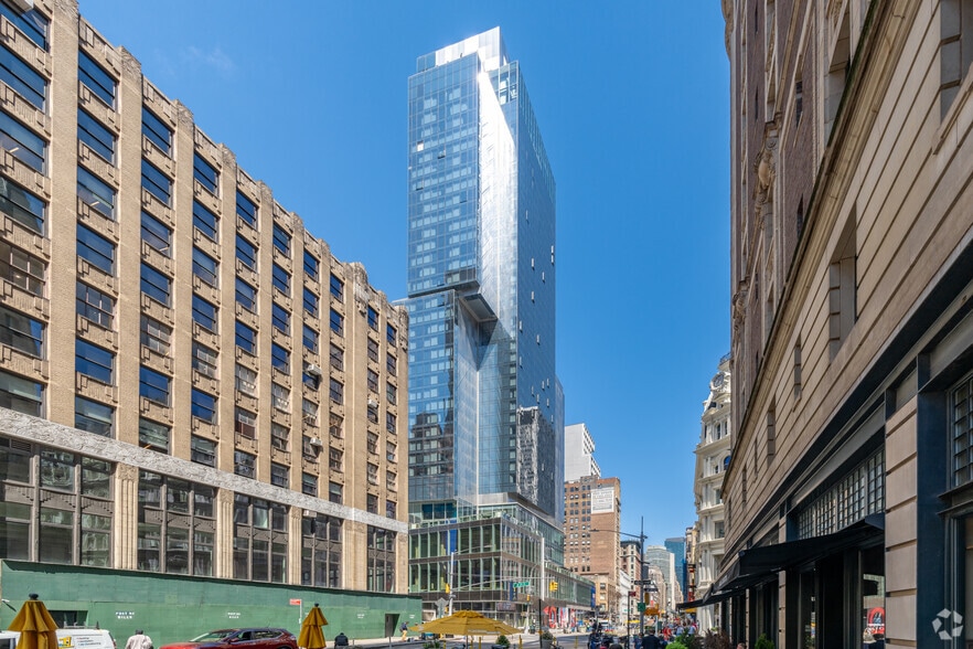 1227 Broadway, New York, NY for lease - Primary Photo - Image 1 of 6
