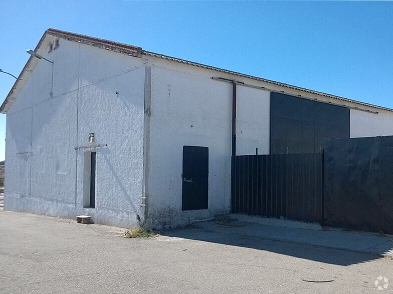 Calle de los Carpinteros, 6, Camarena, Toledo for lease - Primary Photo - Image 1 of 7