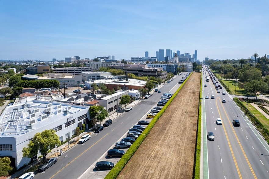 9308 Civic Center Dr, Beverly Hills, CA for sale - Aerial - Image 3 of 8