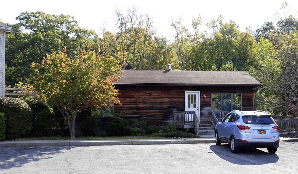 2290 State Route 208, Montgomery, NY for sale - Building Photo - Image 2 of 3