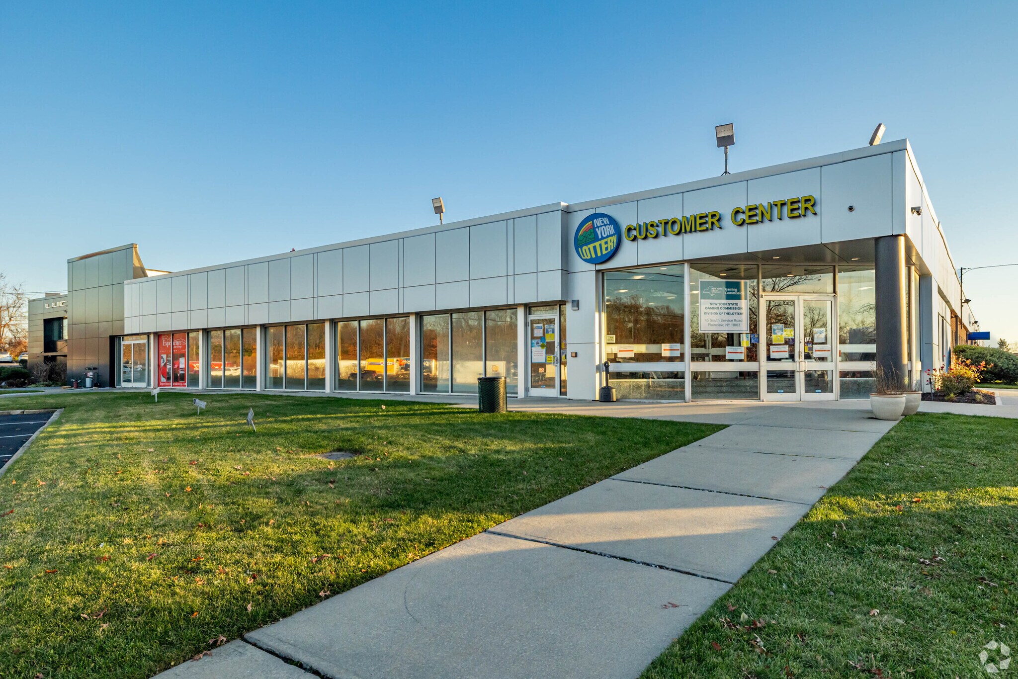 45 S Service Rd, Plainview, NY for lease Building Photo- Image 1 of 10