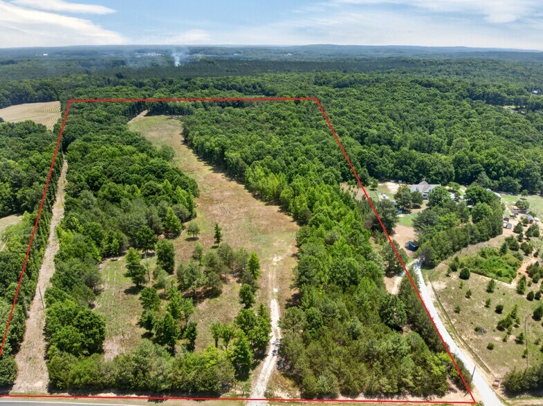11202 Rougemont Rd, Bahama, NC for sale - Building Photo - Image 2 of 18