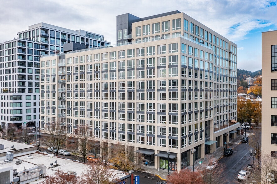 1430 NW Hoyt St, Portland, OR for lease - Building Photo - Image 3 of 8