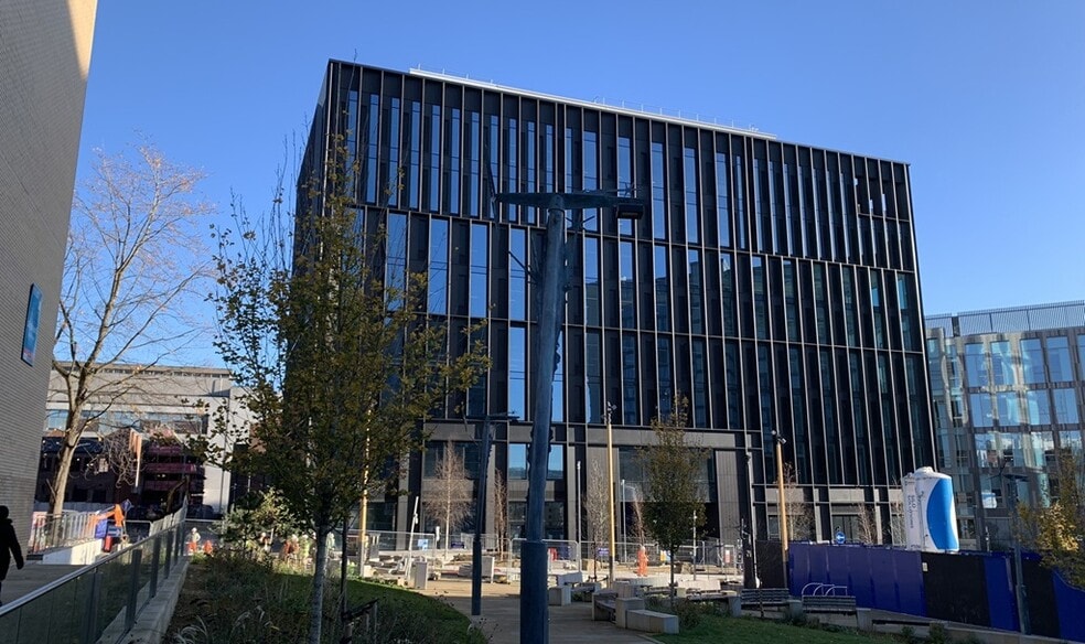 Wellington St, Sheffield for lease - Building Photo - Image 1 of 11