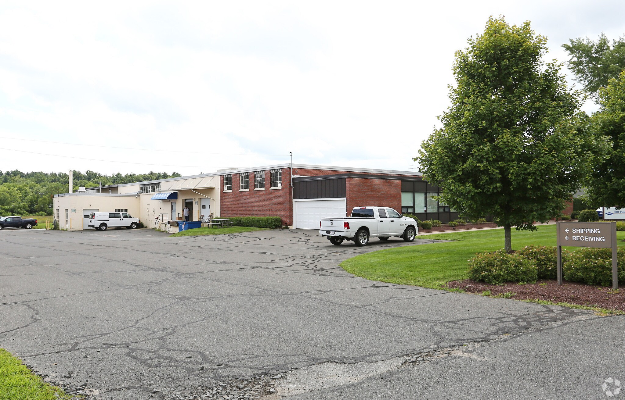 325 Silver St, Agawam, MA for sale Primary Photo- Image 1 of 1