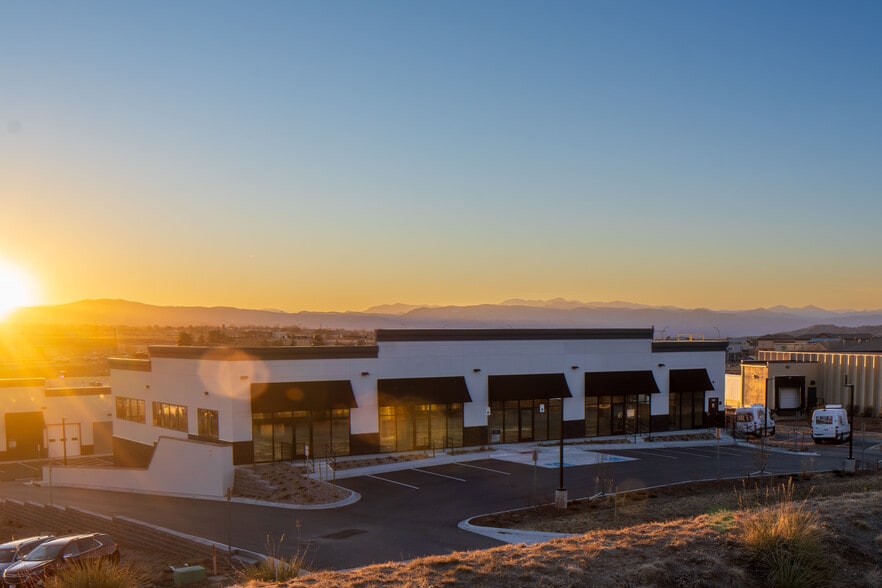 3193-3197 Commerce Ct Portfolio Sale portfolio of 3 properties for sale on LoopNet.com - Building Photo - Image 3 of 15