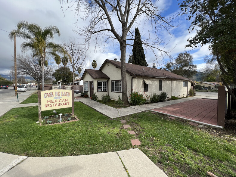 715 E Ojai Ave, Ojai, CA for lease - Building Photo - Image 2 of 10