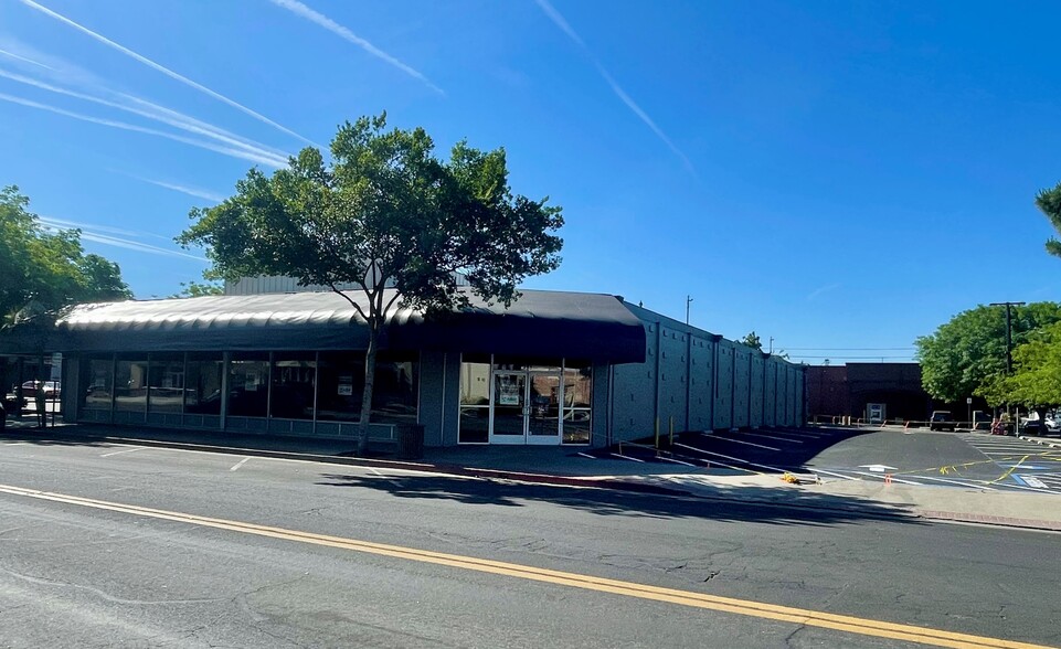 295 N Redington St, Hanford, CA 93230 - Retail for Sale | LoopNet