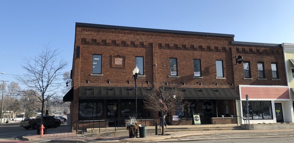 107 E Main St, Pinckney, MI for sale - Primary Photo - Image 1 of 1