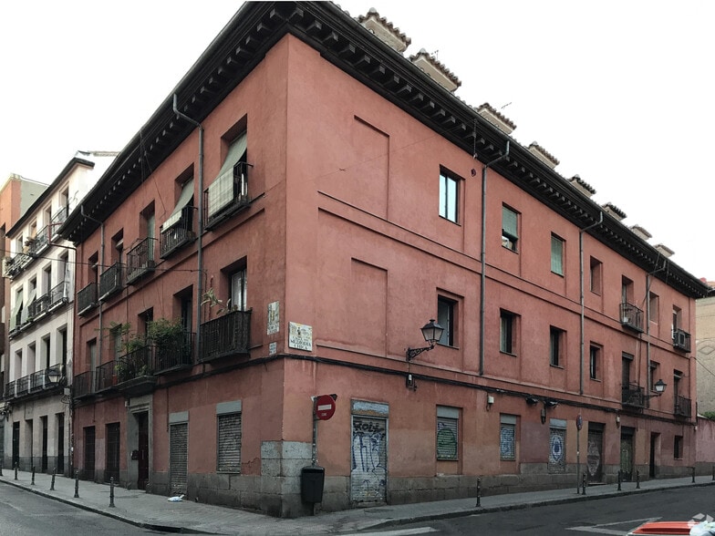Multifamily in Madrid, Madrid for sale - Building Photo - Image 1 of 2