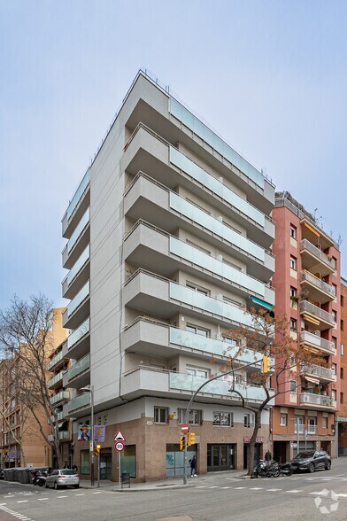 Carrer de l'Equador, 51, Barcelona, Barcelona for sale - Primary Photo - Image 1 of 1