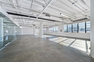 910 S Los Angeles St, Los Angeles, CA for lease Interior Photo- Image 1 of 3