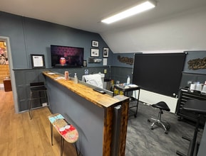 2 Barons Close, Llantwit Major for lease Interior Photo- Image 1 of 3
