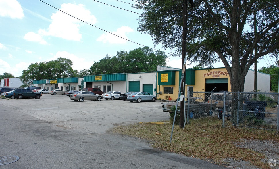 903-909 E Skagway Ave, Tampa, FL for lease - Primary Photo - Image 1 of 6