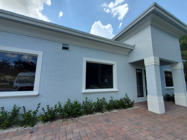 1440 Royal Palm Beach Blvd, Royal Palm Beach, FL for sale - Primary Photo - Image 1 of 1