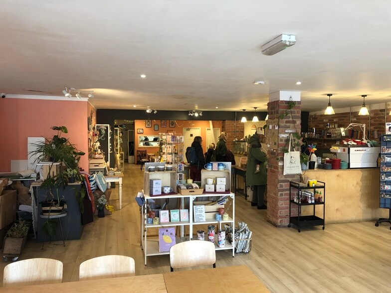 20-22 Brighton Rd, Worthing for sale - Interior Photo - Image 2 of 4