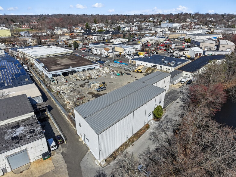 55 Poplar St, Stamford, CT for sale - Building Photo - Image 2 of 67