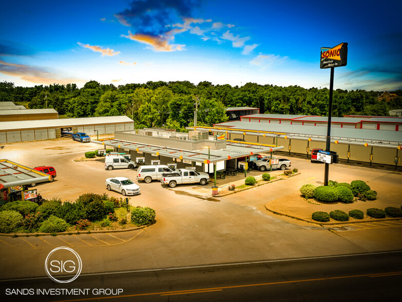 1409 State Hwy 39, Stockton, MO for sale - Primary Photo - Image 1 of 1